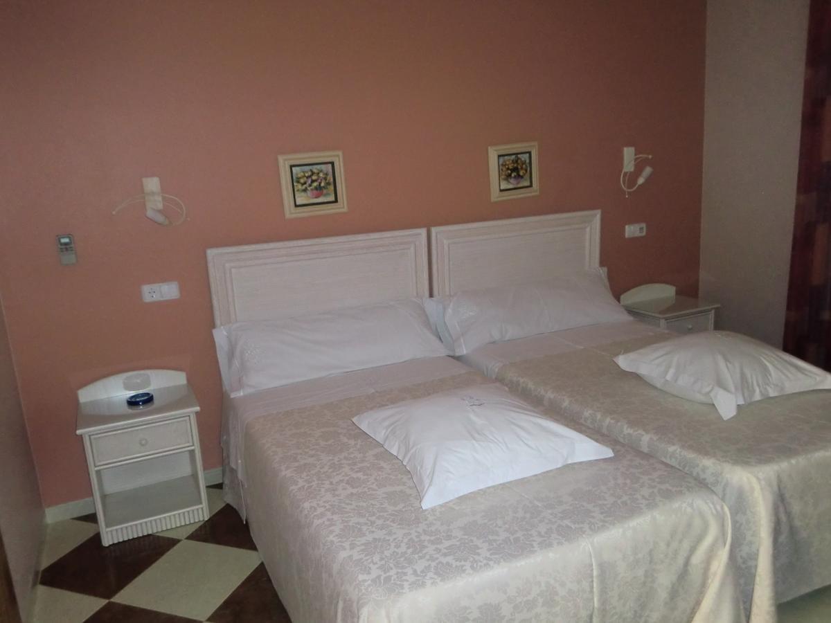 Hotel Gasaqui Ayelo de Malferit 객실 사진